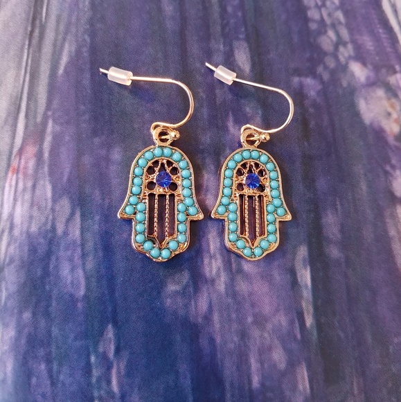 ❤NEW Gold Hamsa Hand Blue/Crystal Dangle Earrings - Picture 5 of 6